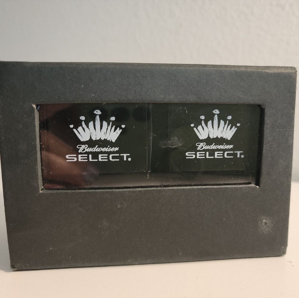 Budweiser Select Mini Speakers item #ME0101. New in open box.
